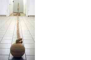 emilie_perotto_sans_titre_2005_bois_contreplaque_colle