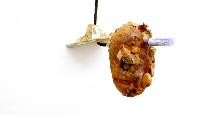 estel_fonseca_prendre_soin_dilution_dans_le_monde_materiel_detail_vue_d-exposition_automne_hiver_intersaison_galerie_du_tableau_