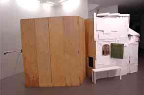 yannick_papailhau_sans_titre_2006_installation_5x2x2_2m_bois_projet_dhabitation