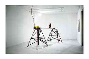 thomas_couderc_sisyphe_2013_metal_peinture_antirouille_moteur_metal_vue_d-expo_art_et_entreprises_5_chateau_de_servieres_marseil