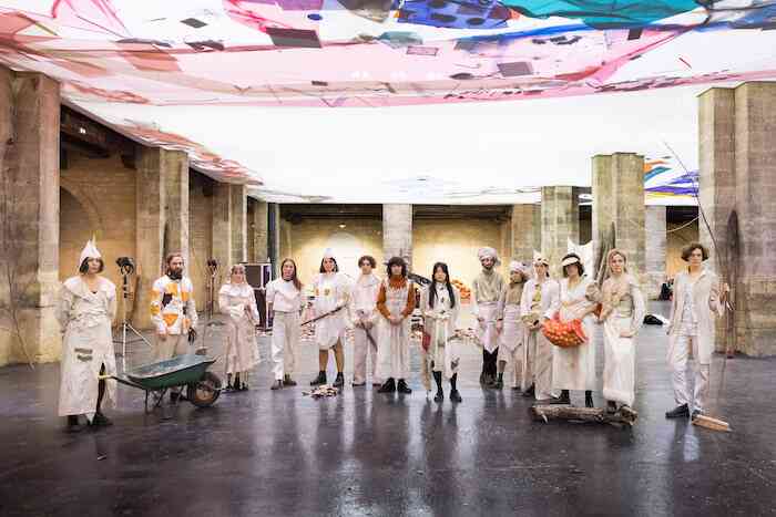 anna_reutinger_palacon_avec_elise_ehry_et_daria_galabriel_workshop_capc_musee_dart_contemporain_de_bordeaux_2020_photo_arthur_pe