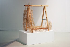 anouk_berenguer_et_anouk_arra_la_rche_2008_treteau_baguettes_en_bois