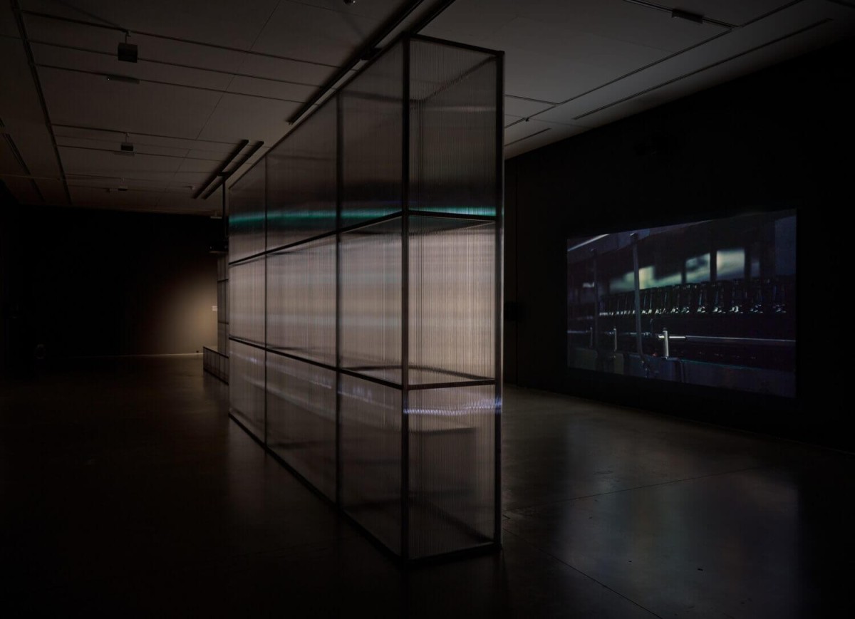 ayo_akingbade_show_me_the_world_mister_046_-1500x1086