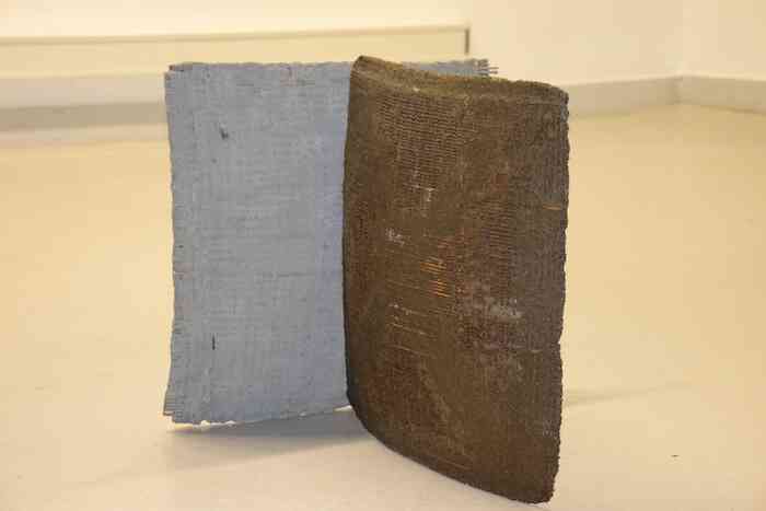 ayo_she_asked_me_why_did_you_come_if_you-ll_leave_again_installation_sculpturale_ateliers_pores_ouvertes_piet_zwart_institute_ro