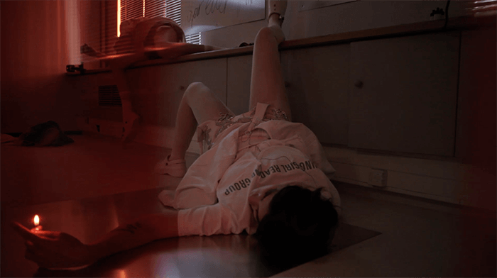 dorota_gaweda_egle_kulbokaite_ygrg_159_sulk_installation_and_performance_at_anti_6th_athens_biennale_2018