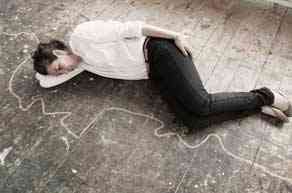 elena_costelian_border_tchernobyl_on_tour_residence_de_creation_les_verrieres_pont_aven_2011