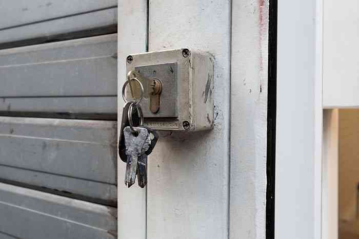 trafic_2014_clef_affinee_pour_trousseau_puces_de_saint_ouen_stand_124_la_gad_galerie_arnaud_deschin_romain_darnaud