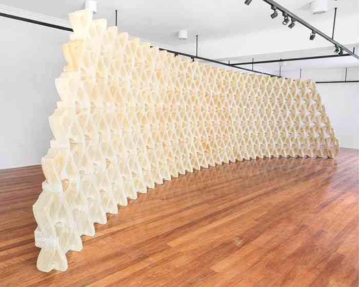 iosu_aramburu_abstract_sculpture_2014_polyurethane_foam_1150x270x150_cm_sebastian_abugattas