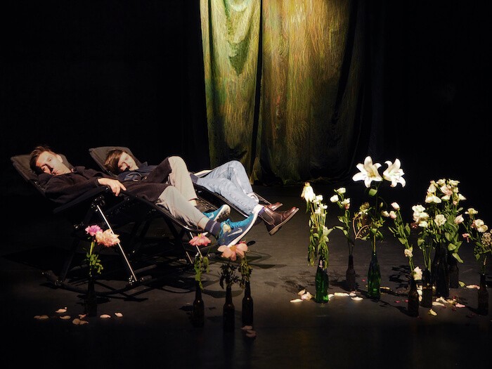 2_j_moynot_et_a-s_turion_belles_plantes_cie_le_parc_a_themes