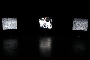 jules_lagrange_et_theo_hernandez_faust_un_conte_populaire_2014_installation_composee_de_trois_moniteurs_prod_pierre_feuille_cise