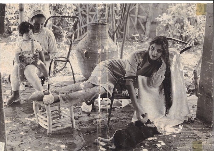 archive_double_page_de_magazine_wafae_date-inconnue