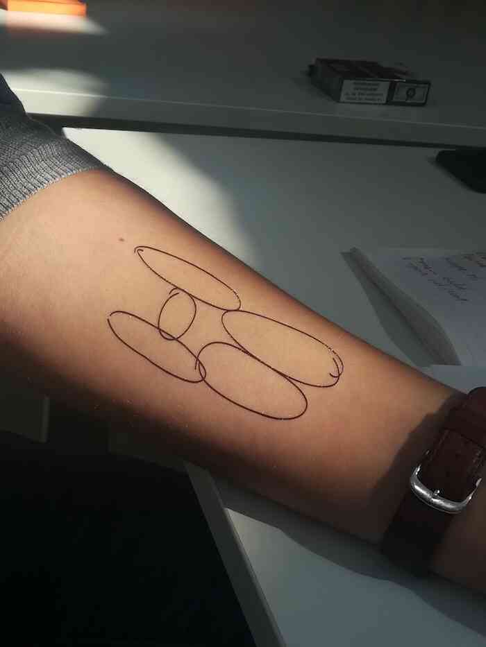 k_desbouis_untitled_ccmcastaner_2020_inox_peinture_tatouages_temp_dim_variables