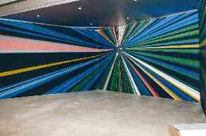 lucille_uhlrich_motif_eclate_2010_tapisserie_900cm_x_200cm_motif_arts_and_craft_etire_aux_dimensions_du_mur