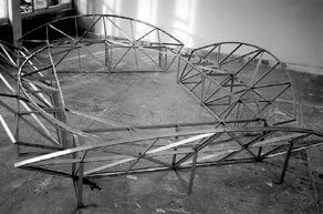 marie_gregoire_arene_rails_acier_galvanise_8x6x1_50