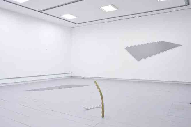 rachel_levine_soft_chaos_installation_2015