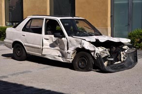 remi_groussin_pimp_my_crashing_car_2011_dispositif_sculptural_pictural_et_sonore_son_b_brazitberg_marbre_a_barron_cassin_product