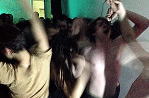 the_whole_show_prison_food_sucks_concert_14_12_13_paris_m_n