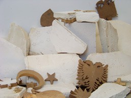 thomas_klimowski_etat_2007_plaques_de_platre_essences_de_bois_dimensions_variables