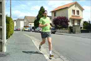 yann_vanderme_faire_comme_si_jaimais_le_sport_de_la_serie_faire_comme_si_2009