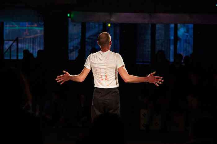 1_arthur_eskenazi_ideal_corpus_performance_2019_festival_do_disturb_palais_de_tokyo_paris__ayka_lux