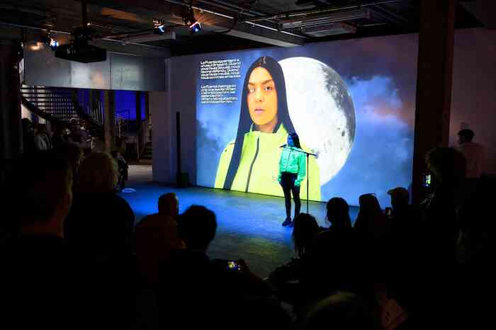 sara_sadik_allo_le_bled_performance_2019_festival_do_disturb_palais_de_tokyo_paris__guillaume_lebrun