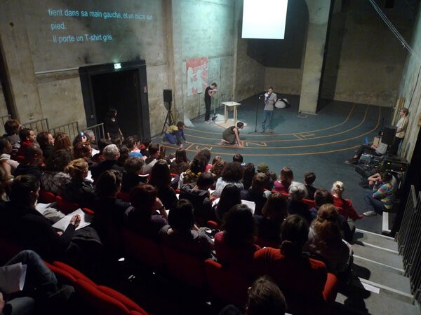 vue_performance_kiss_me_deadly_17032010