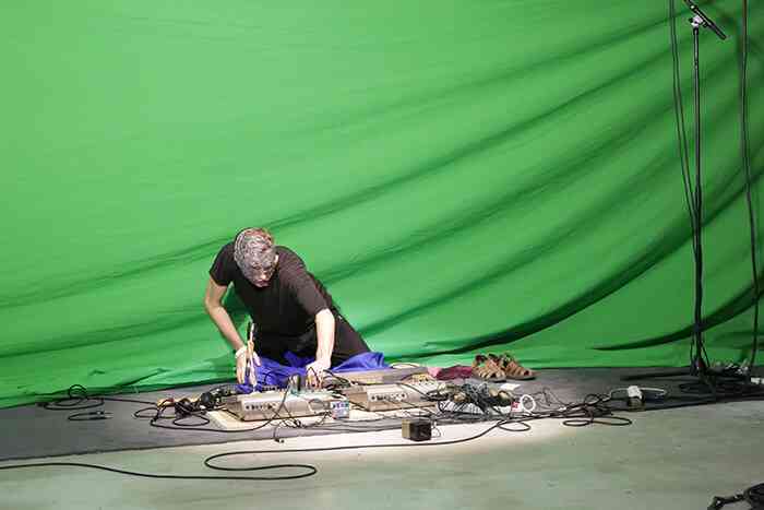 labor_zero_labor_2016_vue_de_la_performance_de_simple_music_experience_triangle_france_emmanuelle_laine