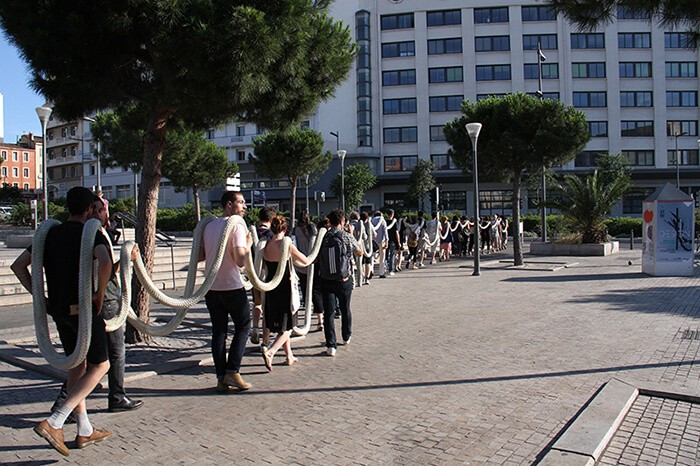 jean-charles_de_quillacq_transport_amoureux_performance_29_juin_2018_les_emotions_trafiquees_-_lust_for_dust_friche_bdm_la_compa