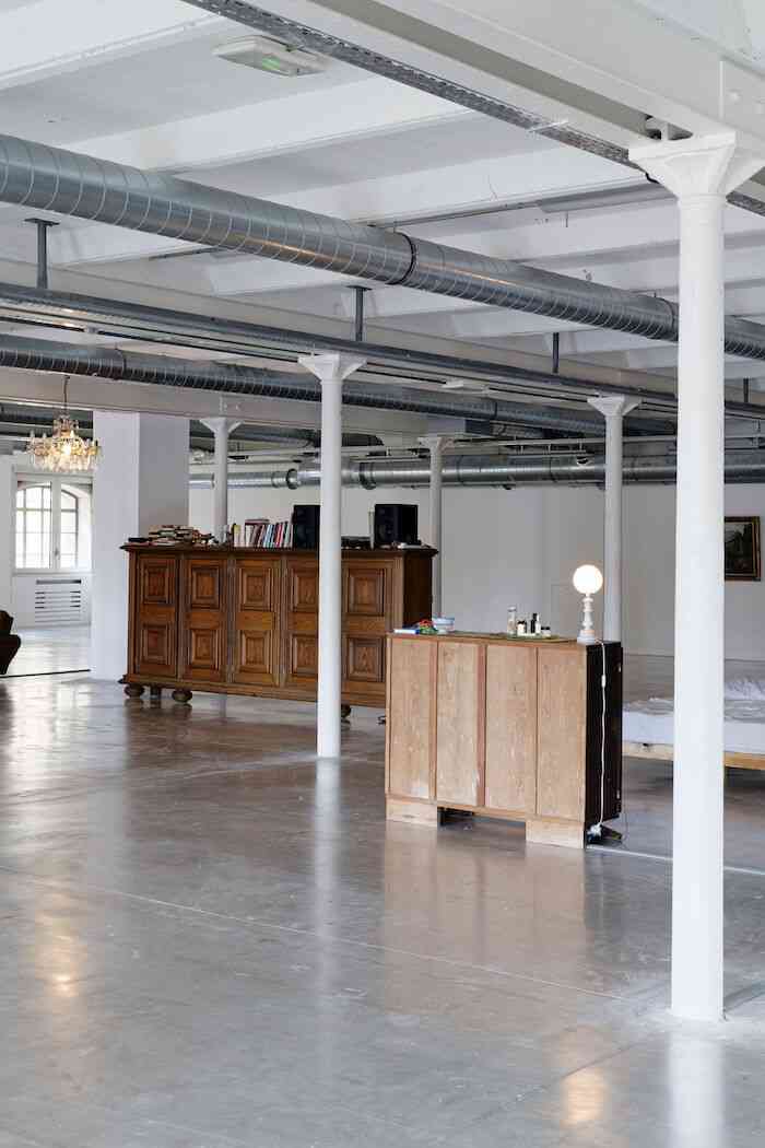 6_lydia_ourahmane_barzakh_vue_d-exposition_triangle_asterides_centre_d-art_contemporain_friche_la_belle_de_mai_marseille_2021__a