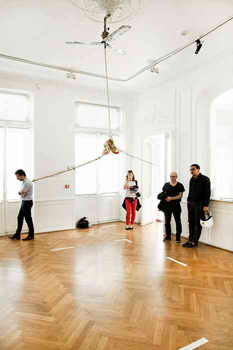 3_thomas_teurlai_bullroarer_2016_vue_d_exposition_musee_cantini_5_mai_5_juin_2016_printemps_de_l_art_contemporain_2016_philippe_