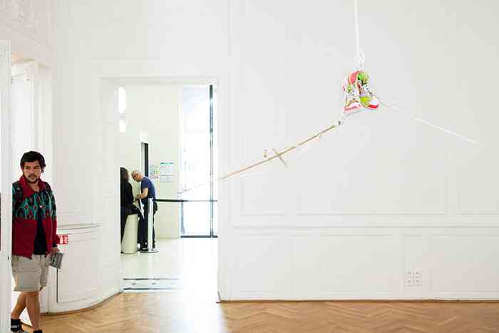 2_thomas_teurlai_bullroarer_2016_vue_d_exposition_musee_cantini_5_mai_5_juin_2016_printemps_de_l_art_contemporain_2016_philippe_