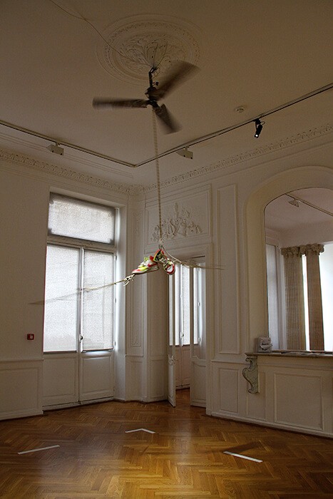 5_thomas_teurlai_bullroarer_vue_d_exposition_musee_cantini_5_mai_5_juin_2016_triangle_france