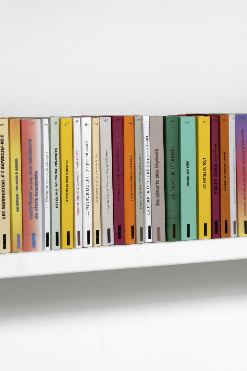 2024-06_triangle-asterides_hymne-aux-murenes_vue-d-exposition_aurelien-mole_5