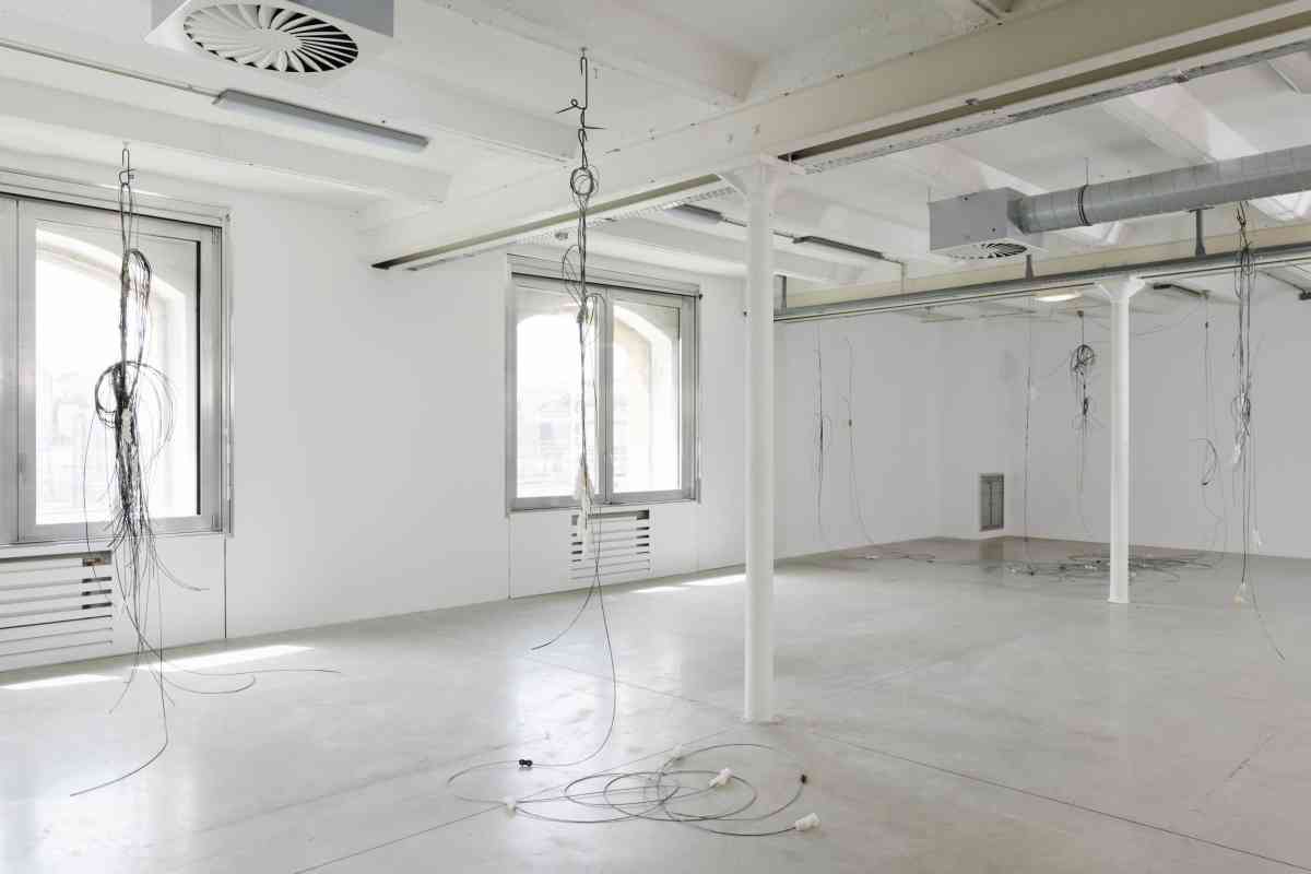 13_exposition-jaimes-triangle-asterides-centre-d-art-contemporain-d-interet-national-_aurilian_credit-photo-aurelien-mole10