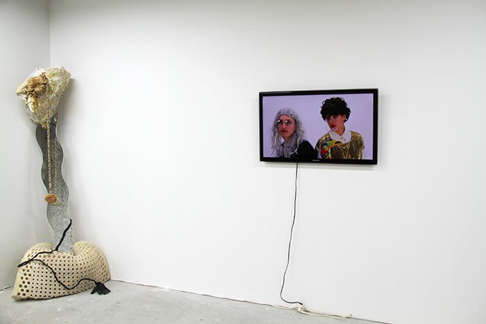 3_madison_bycroft_je_me_vue_d_exposition_adelaide_2017_madison_bycroft