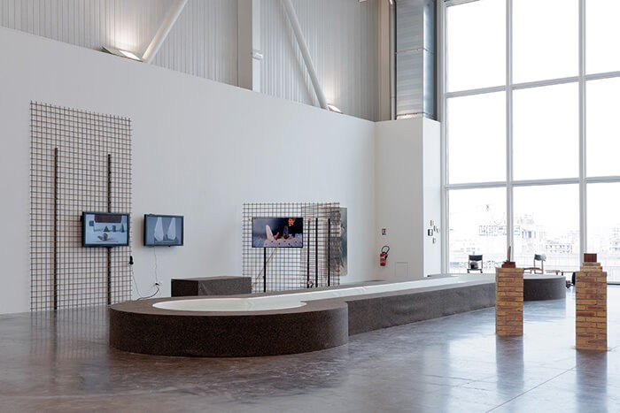 4_vue_d_exposition_moucharabieh_triangle_france_marseille_14_fevrier_19_avril_2015_photo_aurelien_mole