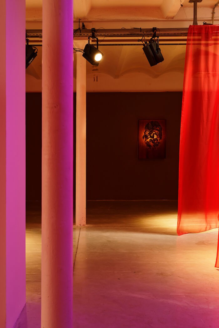 3_paul_maheke_ooloi_exposition_personnelle_triangle_france_asterides_friche_la_belle_de_mai_marseille_2019__aurelien_mole
