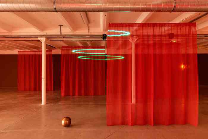 5_paul_maheke_ooloi_exposition_personnelle_triangle_france_asterides_friche_la_belle_de_mai_marseille_2019__aurelien_mole