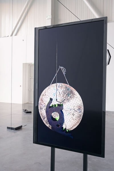 6_erika_vogt_speech_mesh_drawn_off_vue_d_exposition_triangle_france_marseille_aurelien_mole