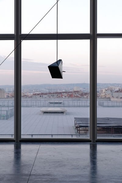 8_erika_vogt_speech_mesh_drawn_off_vue_d_exposition_triangle_france_marseille_aurelien_mole