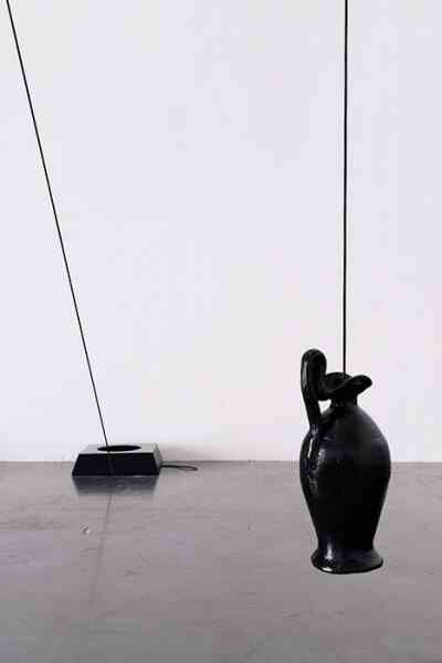 14_erika_vogt_speech_mesh_drawn_off_vue_d_exposition_triangle_france_marseille_aurelien_mole