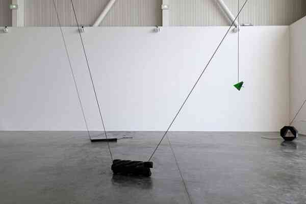 11_erika_vogt_speech_mesh_drawn_off_vue_d_exposition_triangle_france_marseille_aurelien_mole