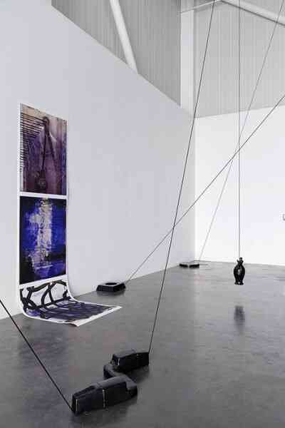 13_erika_vogt_speech_mesh_drawn_off_vue_d_exposition_triangle_france_marseille_aurelien_mole