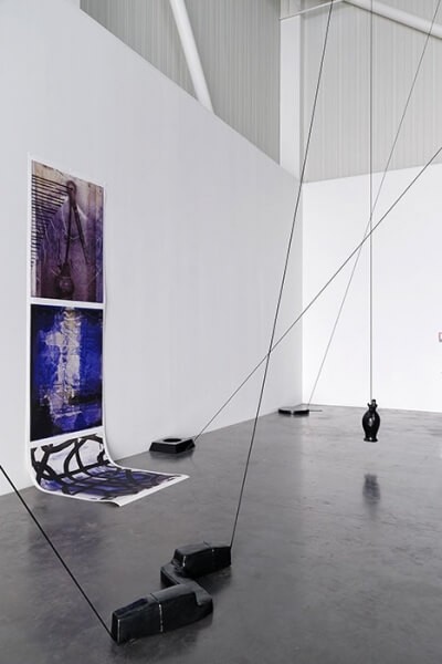 13_erika_vogt_speech_mesh_drawn_off_vue_d_exposition_triangle_france_marseille_aurelien_mole