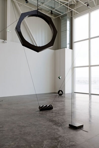 16_erika_vogt_speech_mesh_drawn_off_vue_d_exposition_triangle_france_marseille_aurelien_mole