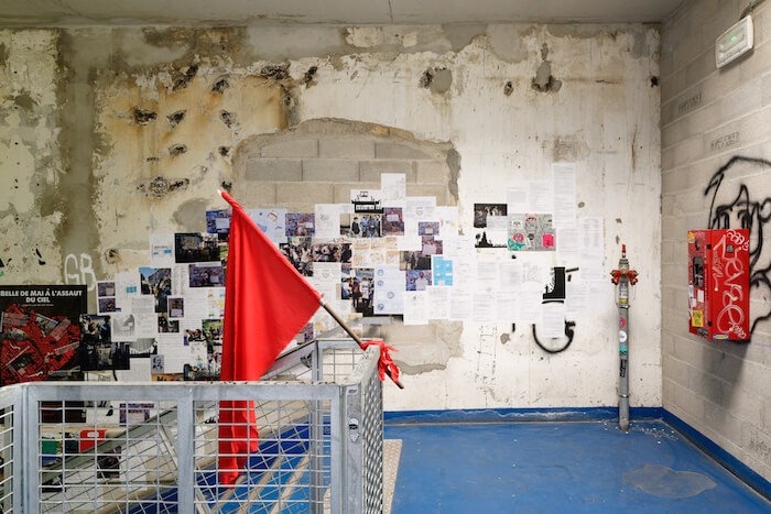 organon_art_compagnie_belle_de_mai_a_l-assaut_du_ciel_2017-2020_vue_d-exposition_sur_pierres_brulantes_2020__aurelien_mole