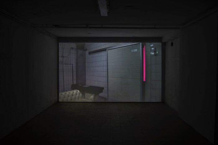 2_aurelien_potier_fake_there_must_be_something_behind_it_video_10_min_2017_19