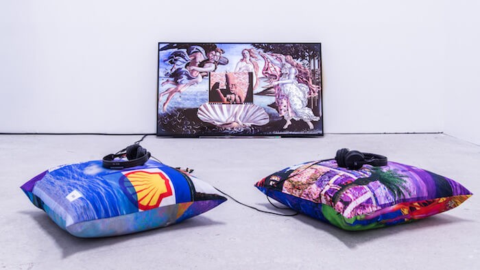 josefa_ntjam_tableau_ciel_face_contre_terre_exhibition_view_triangle_france_asterides_bastide_projects_marseille_2019__aurelien_