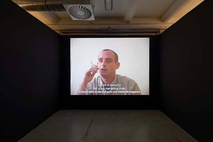 maayan_amir_ruti_sela_beyond_guilt_-2_2004_coll_kadist_courtesy_des_artistes_vue_dexpo_vos_desirs_sont_les_notres_triangle_frich